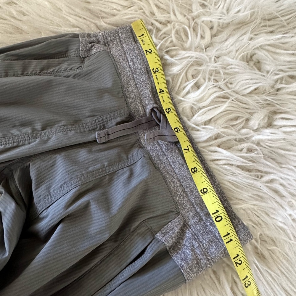 Ivivva gray cropped‎ baggy track jogger athletic pants size girls 12 - Picture 5 of 6